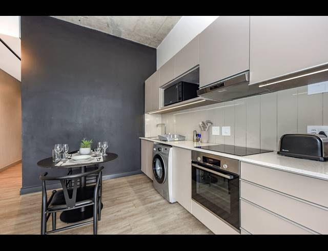 1 BEDROOM APARTMENT FOR SALE IN SANDOWN
